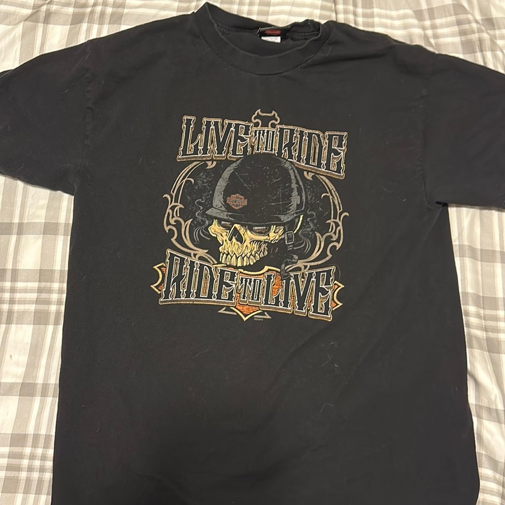 Men’s t-shirt